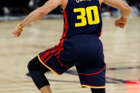 开云登录入口-金州勇士迎NBA季后赛关键赛，关键时刻扳平良机，信心回归，身体对抗强度拉满的简单介绍