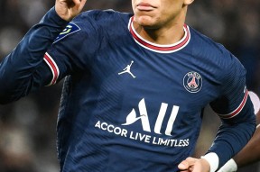 开云登录入口-包含巴塞罗那训练开放日；关键时刻迎来里程碑引欢呼；法甲在即；资深球员宣示担当的词条